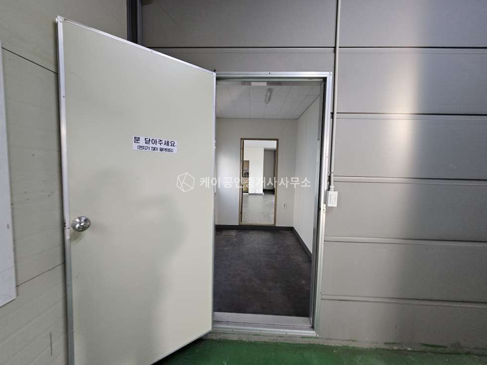 경기 고양일산서구 구산동 송산IC 2분거리, 회전교차로 접, 광고효과 접근성 최고, 넓은 단독마당, 츄레라가능, 88평 통공장 월세 매물번호 12830 사진 8