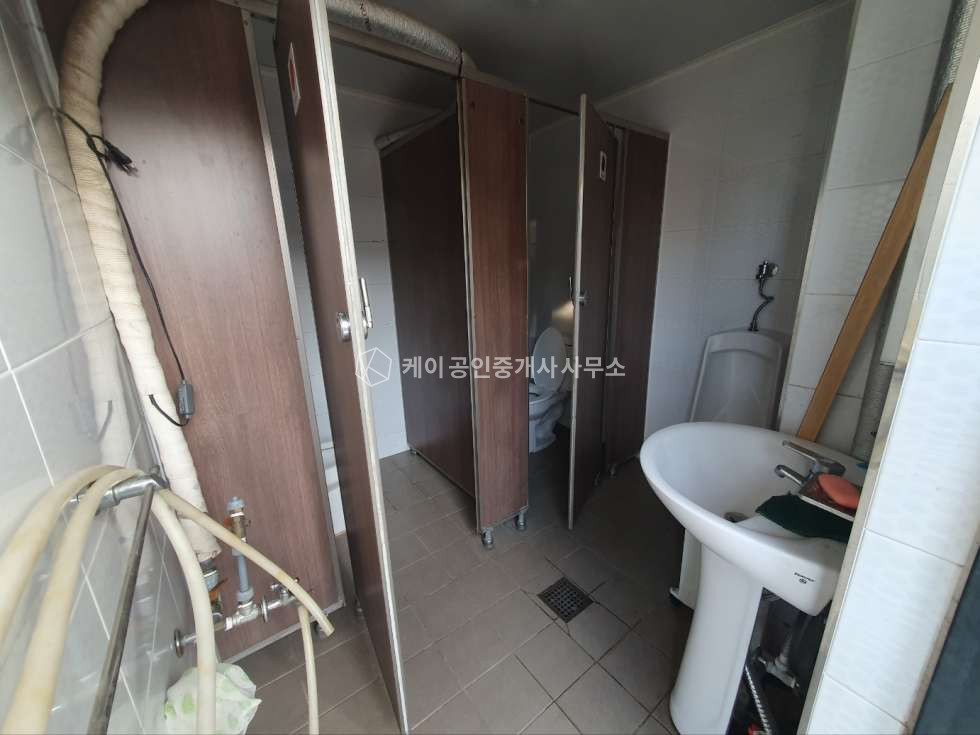 경기 고양일산동구 성석동 가동 식품제조시설 완비, 냉동+냉장, 내부사무실, 4차선 도로변접, 입주 협의 월세 매물번호 11364 사진 8