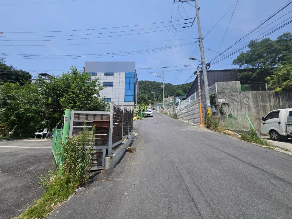 경기 파주시 산남동 25톤트럭 진입가능, 사무실O, 탑골 IC .산남IC 인근, 연면적 174평 단독, 2종 근생 임대! 월세 매물번호 11014 사진 11