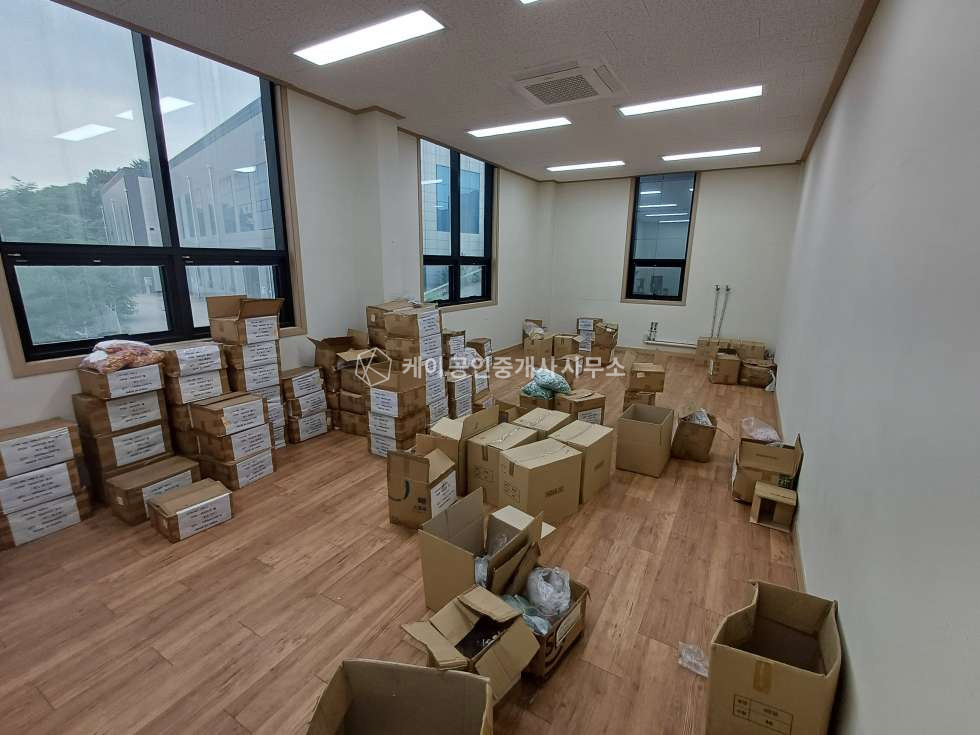 경기 파주시 조리읍 대원리 (강추)사옥형 식품제조공장, 북고양ic 약 5분, 40ft 트레일러 원활, 하수직관 매매 매물번호 12221 사진 31