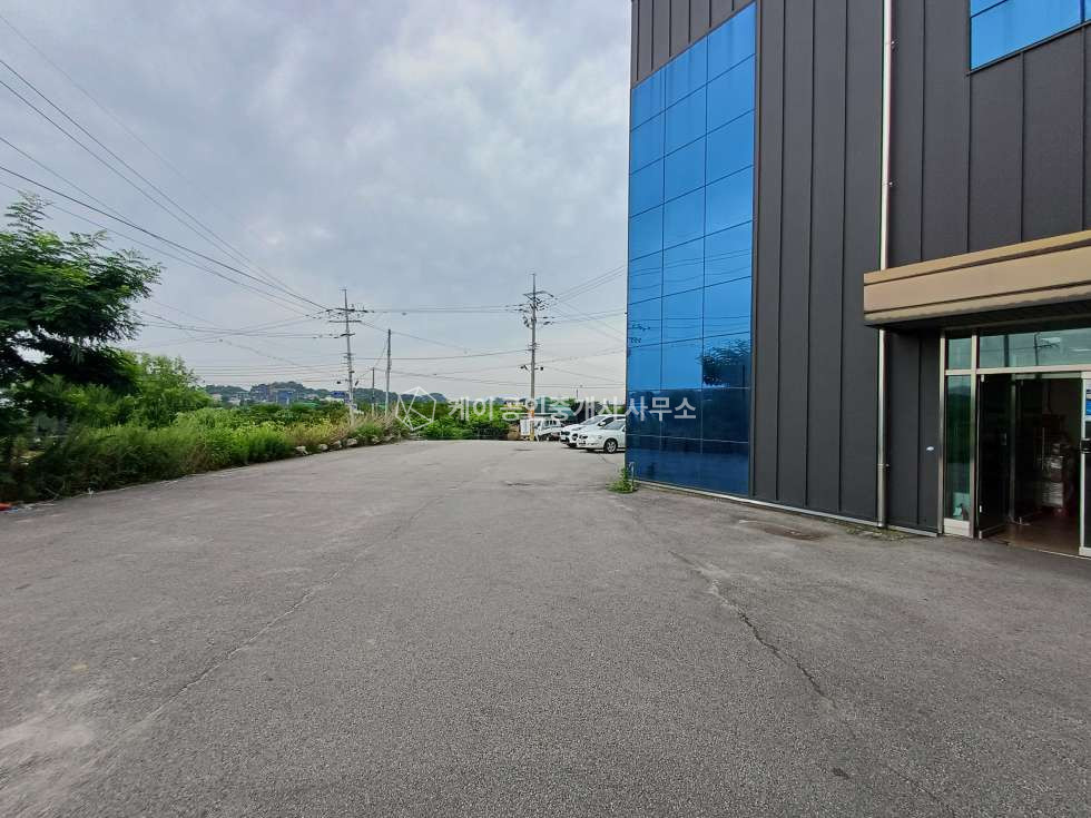 경기 파주시 조리읍 대원리 (강추)사옥형 식품제조공장, 북고양ic 약 5분, 40ft 트레일러 원활, 하수직관 매매 매물번호 12221 사진 32