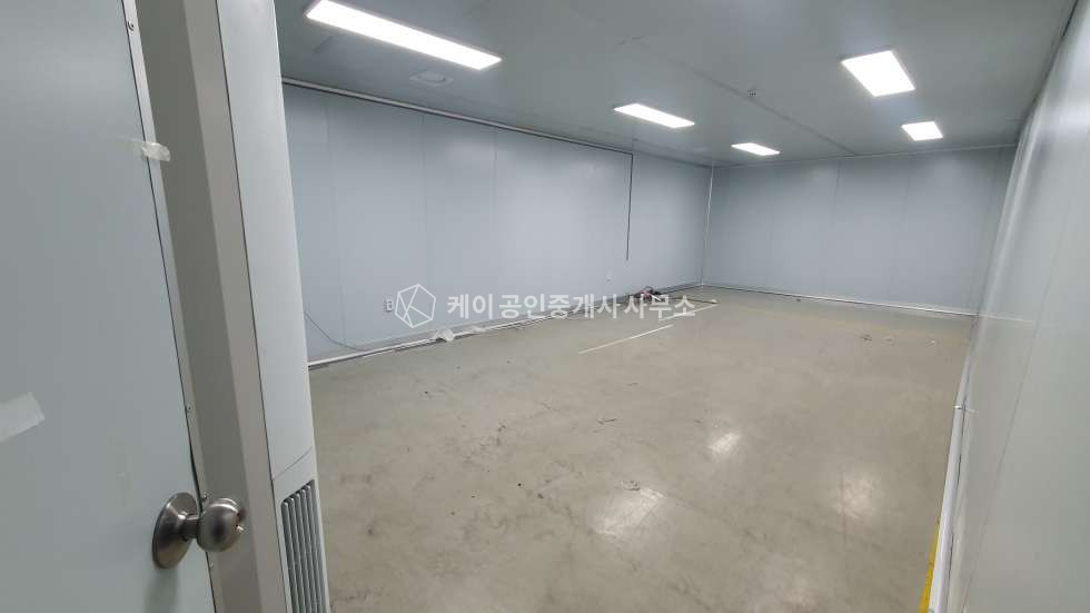 인천 서해구 가좌동 가좌IC 초인접, 공장창고 약300평, 식품공장가능, 클린룸, 편리한 출퇴근 월세 매물번호 12927 사진 6