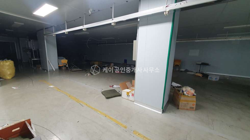 인천 서해구 가좌동 가좌IC 초인접, 공장창고 약300평, 식품공장가능, 클린룸, 편리한 출퇴근 월세 매물번호 12927 사진 8