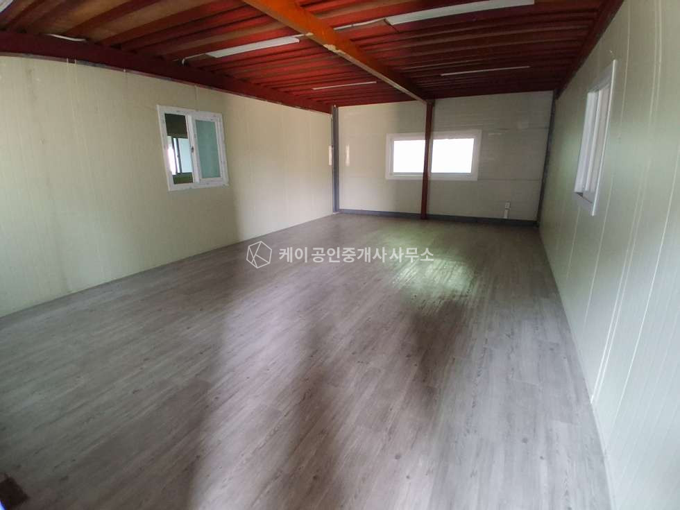 경기 고양일산동구 사리현동 1종근생, 105평+105평, 내부 사무실, 단독마당, 대형차량, 빠른 입주 가능 월세 매물번호 13212 사진 9