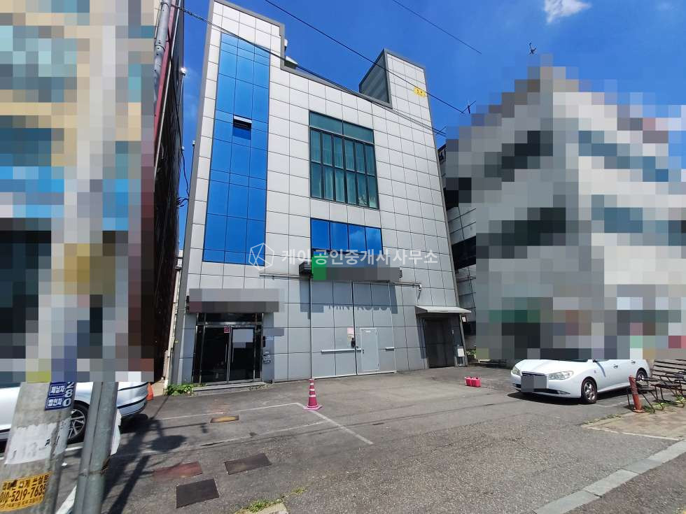 인천 서해구 가좌동 가좌 ic 초입, 전용 140+20평, 사무실, 남녀 구분 화장실, 콤푸레샤 설비 완비 매매 매물번호 12347 사진 2