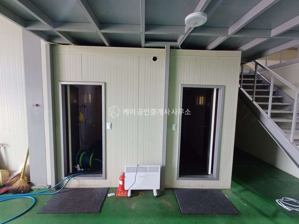인천 서해구 가좌동 가좌 ic 초입, 전용 140+20평, 사무실, 남녀 구분 화장실, 콤푸레샤 설비 완비 매매 매물번호 12347 사진 7