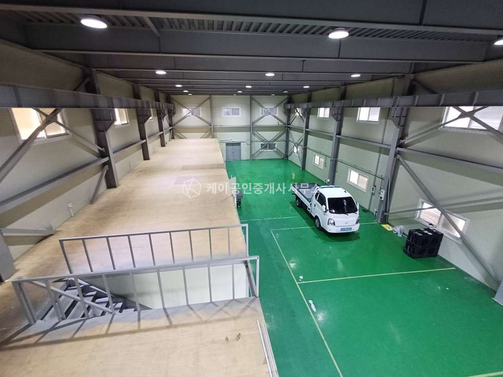 인천 서해구 가좌동 가좌 ic 초입, 전용 140+20평, 사무실, 남녀 구분 화장실, 콤푸레샤 설비 완비 매매 매물번호 12347 사진 11