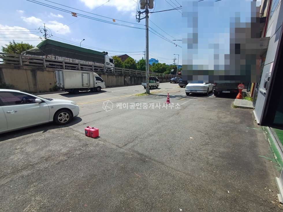 인천 서해구 가좌동 가좌 ic 초입, 전용 140+20평, 사무실, 남녀 구분 화장실, 콤푸레샤 설비 완비 매매 매물번호 12347 사진 13