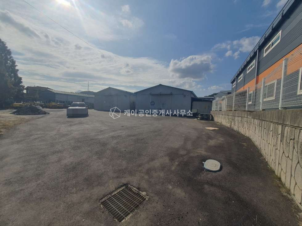 경기 고양일산동구 성석동 가동 북고양IC10분 60p2동 일괄임대 단독마당 단독사용 대로변 바로접 1종근생창고 월세 매물번호 10427 사진 15